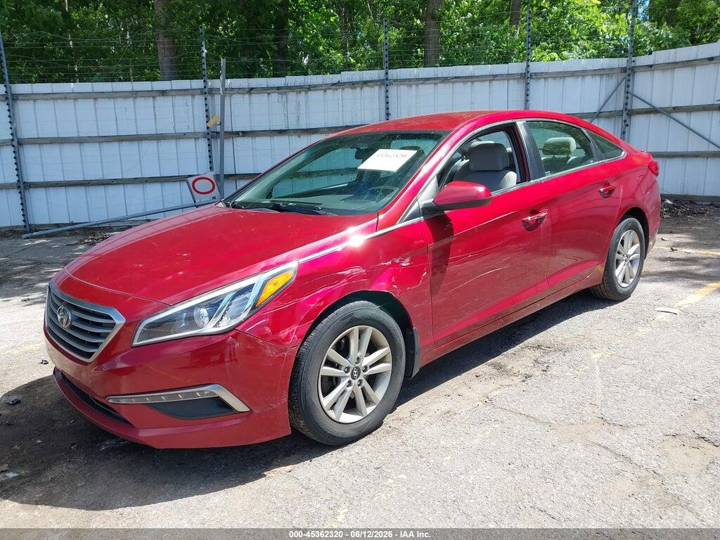 5NPE24AF3FH144261 2015 HYUNDAI SONATA photo no. 2