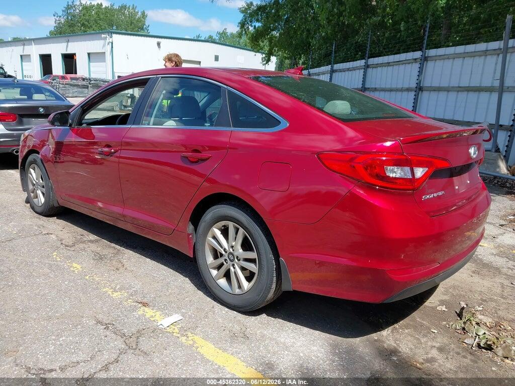 5NPE24AF3FH144261 2015 HYUNDAI SONATA photo no. 3