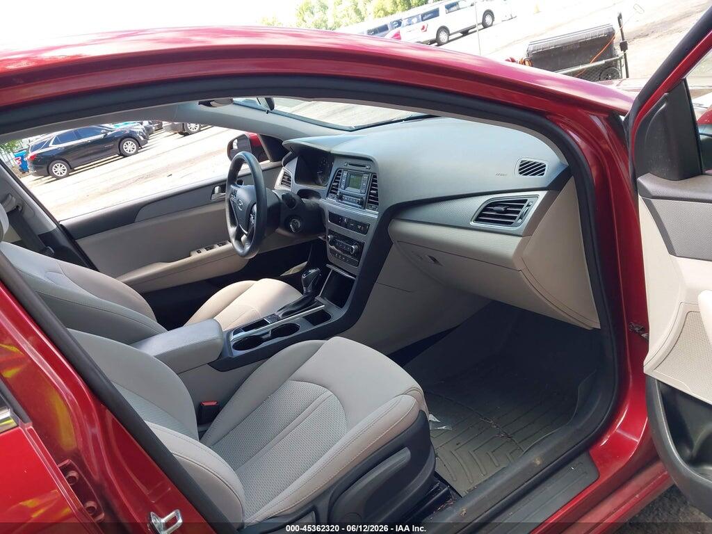 5NPE24AF3FH144261 2015 HYUNDAI SONATA photo no. 5