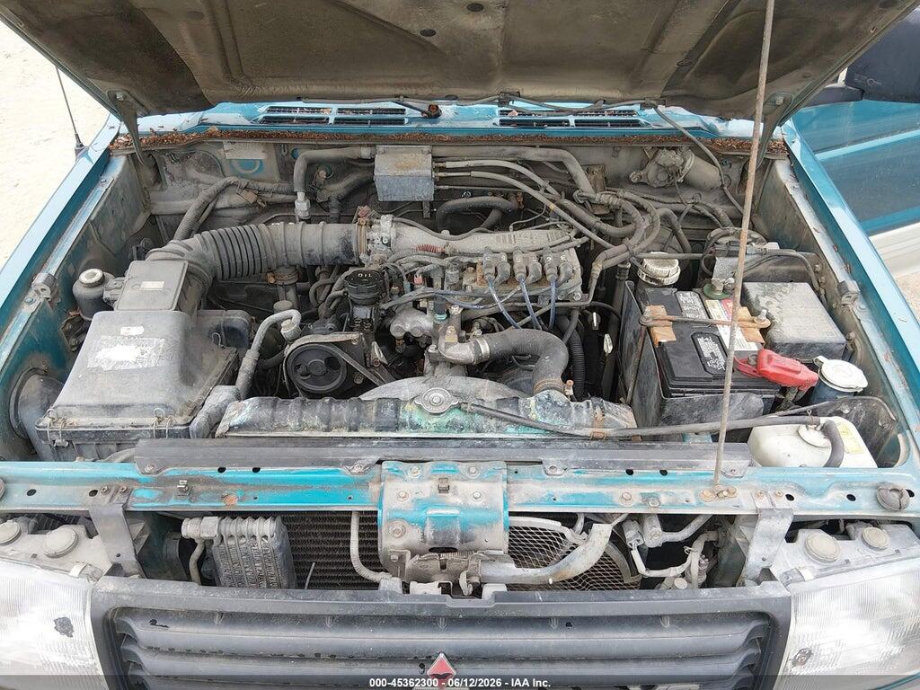 JA4MR41H0SJ014183 1995 MITSUBISHI MONTERO photo no. 10