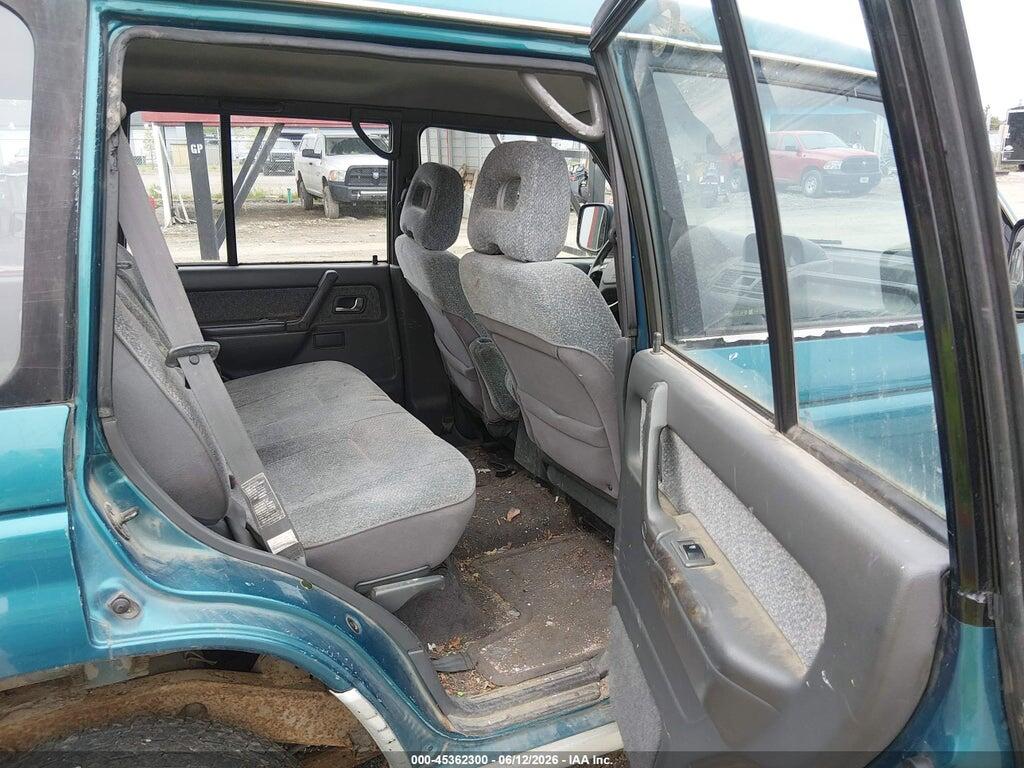 JA4MR41H0SJ014183 1995 MITSUBISHI MONTERO photo no. 8