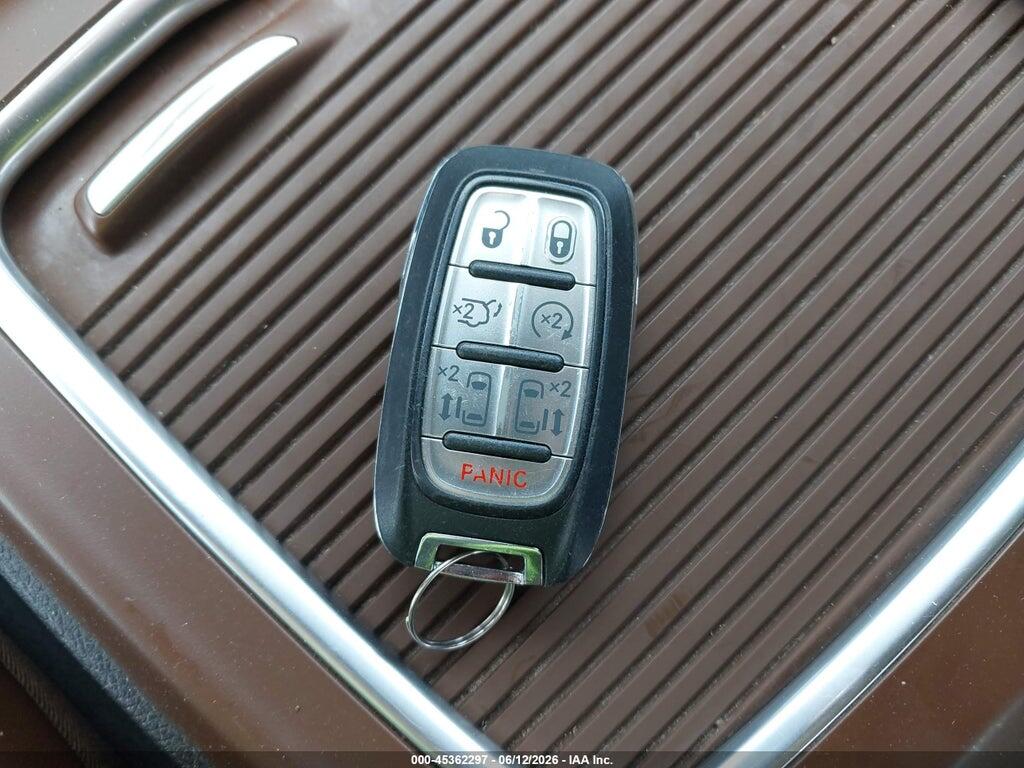 2C4RC1GG5HR528500 2017 CHRYSLER PACIFICA photo no. 11