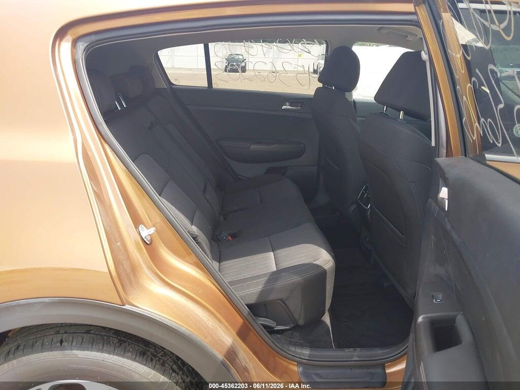 KNDPMCAC0M7886458 2021 KIA SPORTAGE photo no. 8