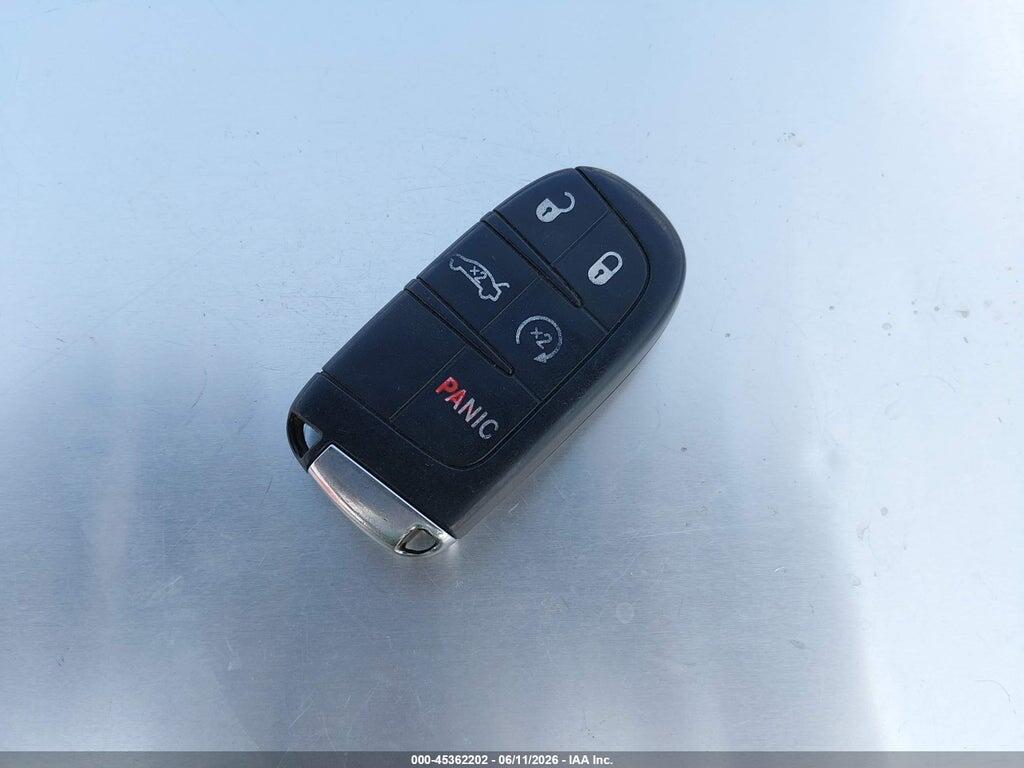 1C3CCCDG4FN589633 2015 CHRYSLER 200 photo no. 11