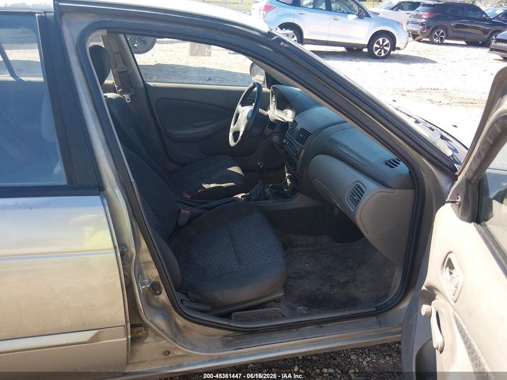 3N1CB51D32L682466 2002 NISSAN SENTRA photo no. 5