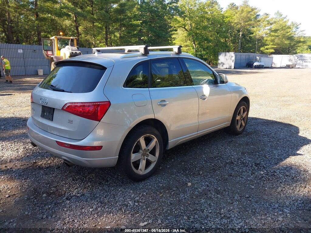 WA1LKAFP2AA090095 2010 AUDI Q5 photo no. 4