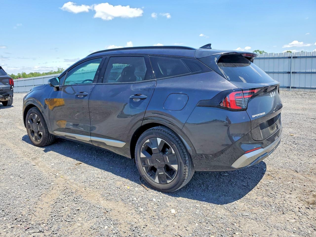 2026 KIA SPORTAGE SX PRESTIGE — Фото 2 из 13