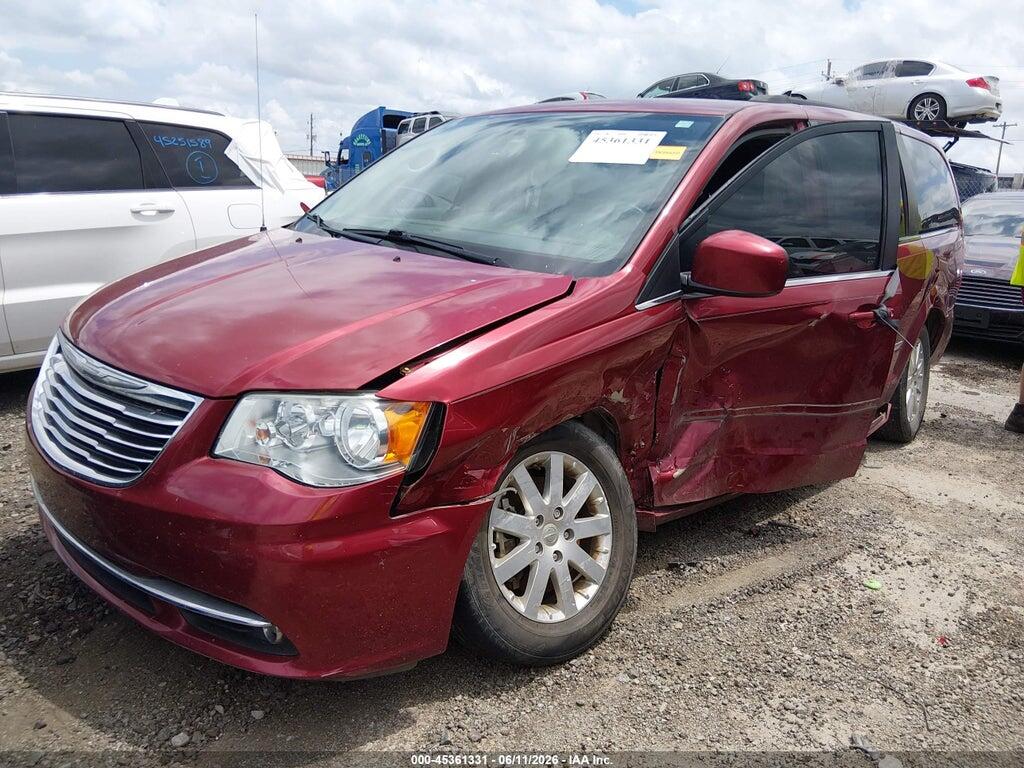 2C4RC1BG7GR138441 2016 CHRYSLER TOWN & COUNTRY photo no. 2