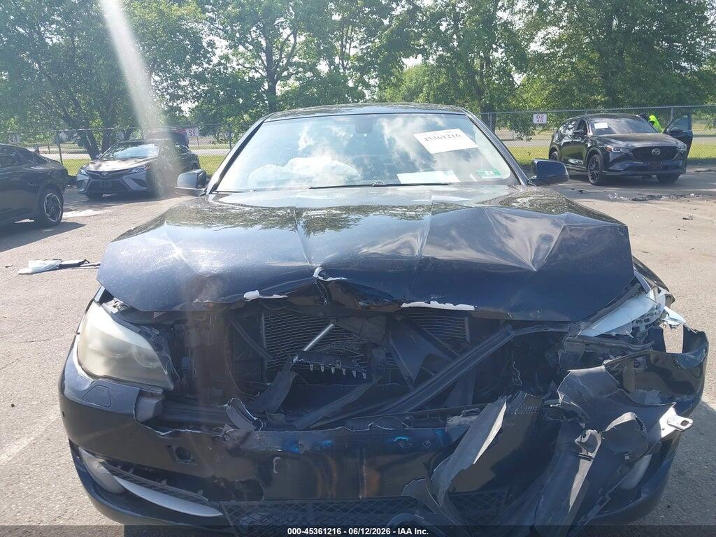 WBAXH5C53DDW14810 2013 BMW 528I photo no. 12