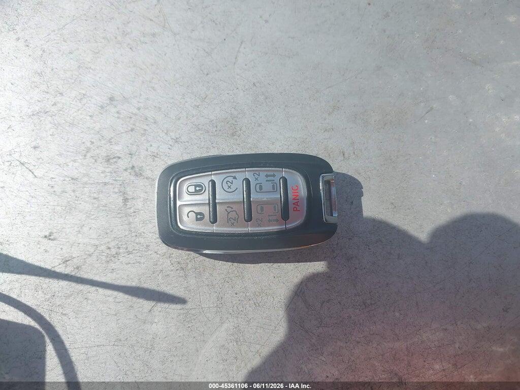 2C4RC1BG9PR613278 2023 CHRYSLER PACIFICA photo no. 11