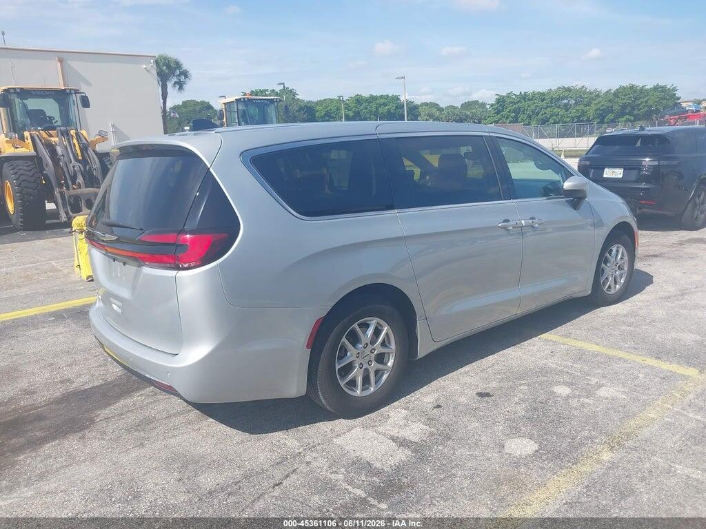 2C4RC1BG9PR613278 2023 CHRYSLER PACIFICA photo no. 4