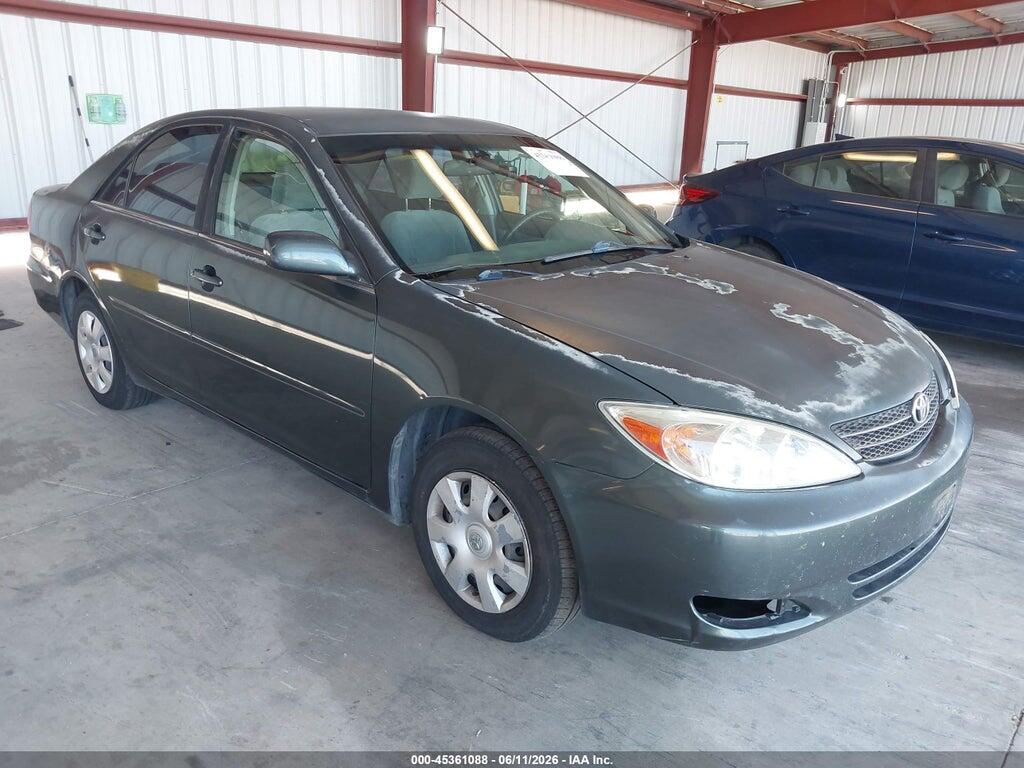 JTDBE32K820068401 2002 TOYOTA CAMRY photo no. 1