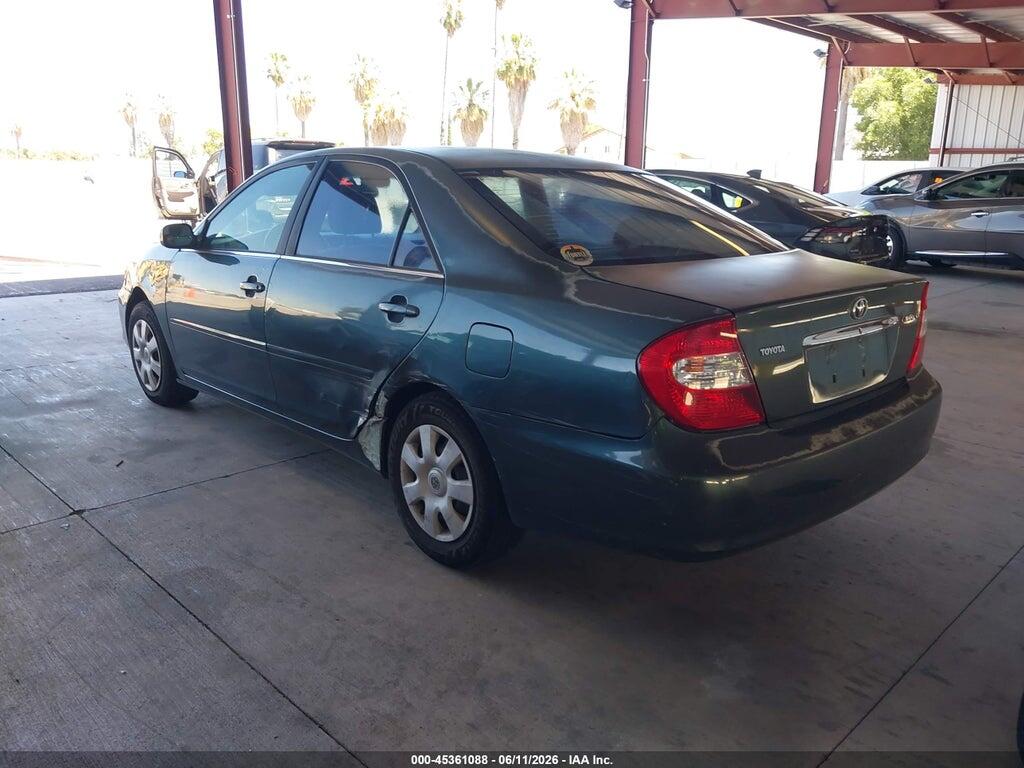 JTDBE32K820068401 2002 TOYOTA CAMRY photo no. 3