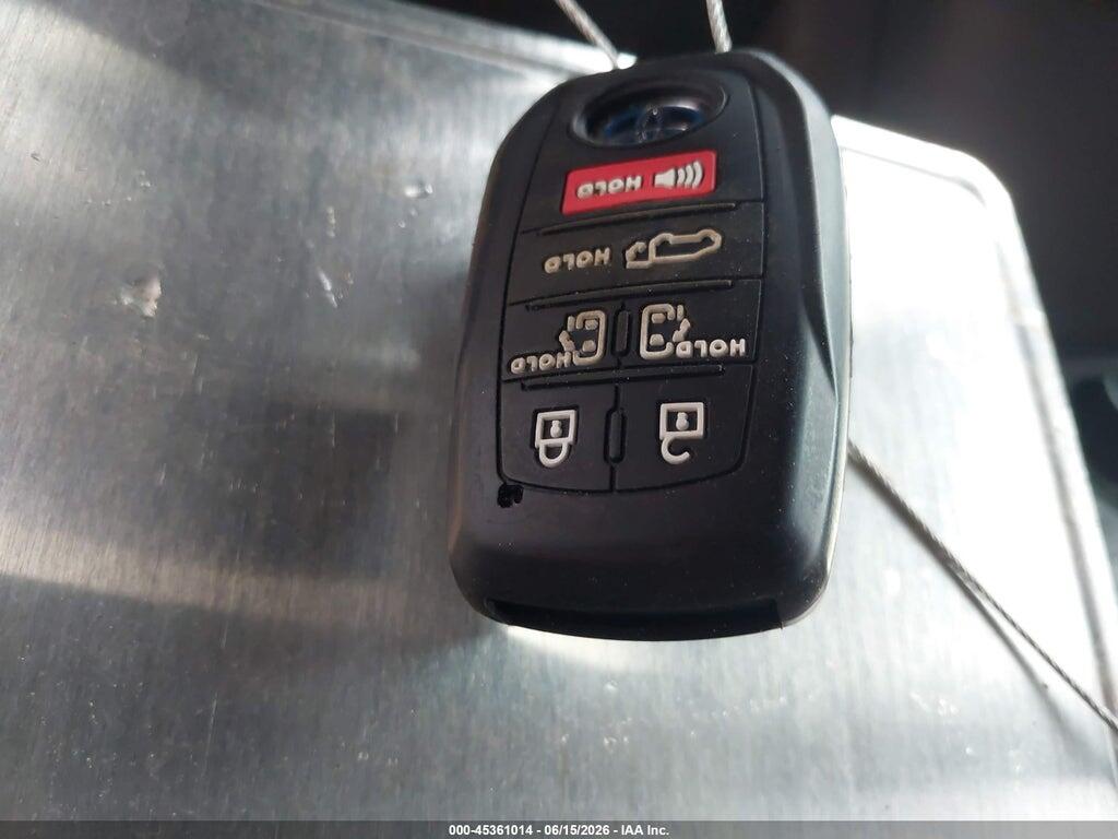 5TDYRKEC8MS010205 2021 TOYOTA SIENNA photo no. 11