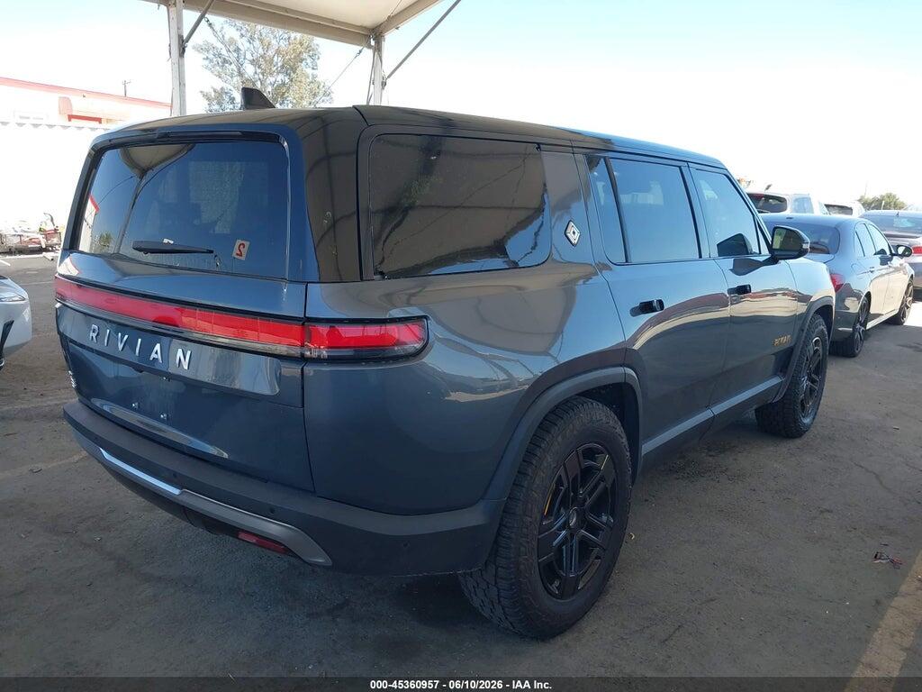 7PDSGABA6PN013227 2023 RIVIAN R1S photo no. 4