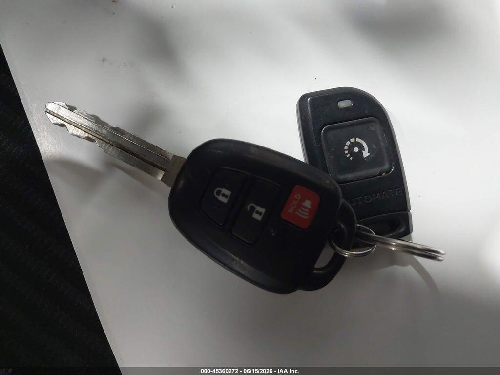 2T3RFREV9EW225048 2014 TOYOTA RAV4 photo no. 11
