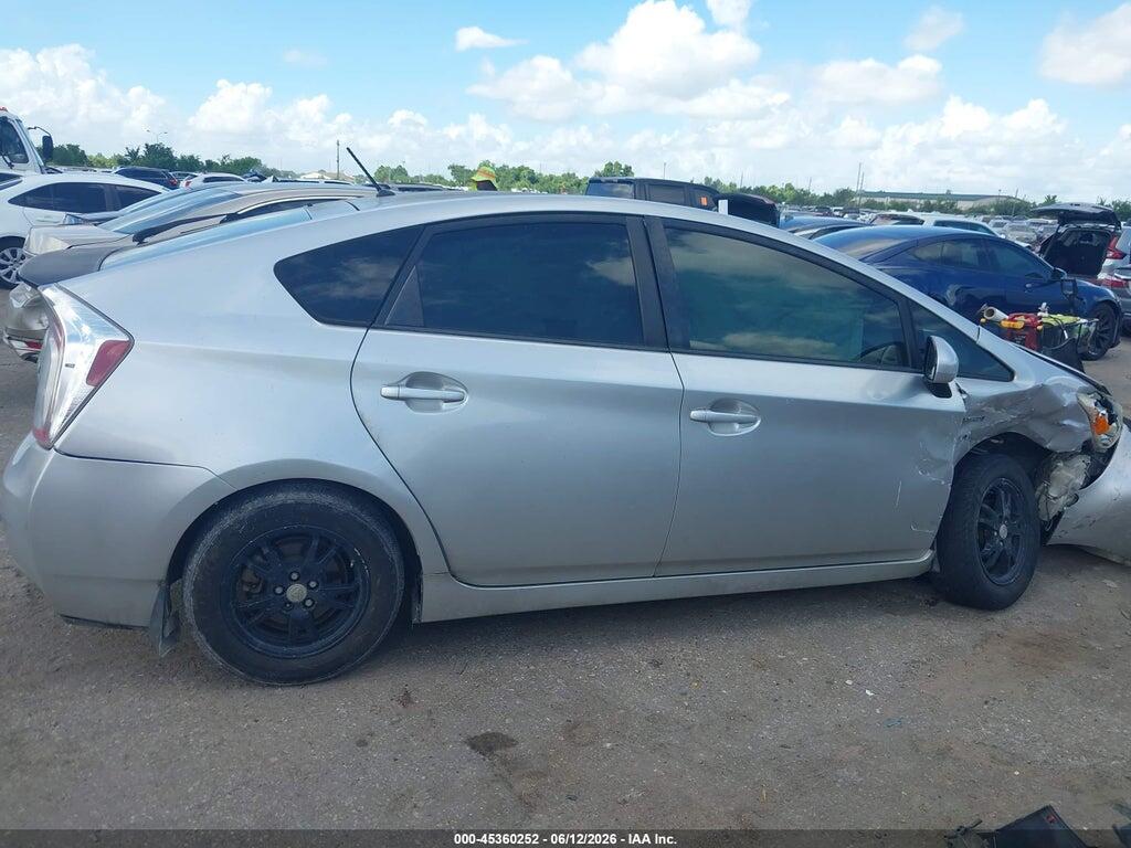 JTDKN3DU3E1735551 2014 TOYOTA PRIUS photo no. 12