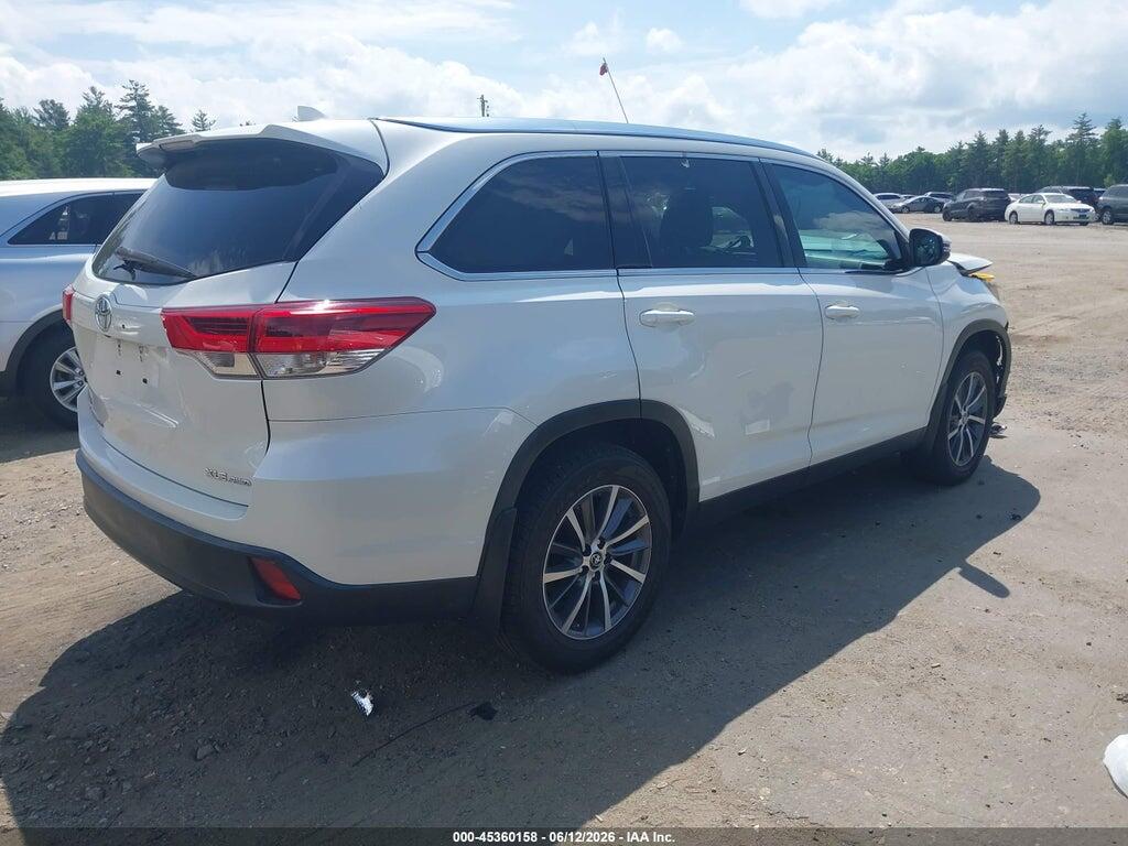 5TDJZRFH8KS578973 2019 TOYOTA HIGHLANDER photo no. 4