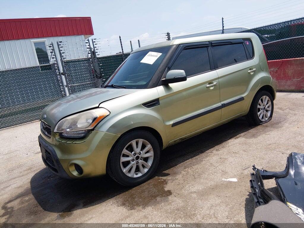 KNDJT2A68D7612440 2013 KIA SOUL photo no. 2
