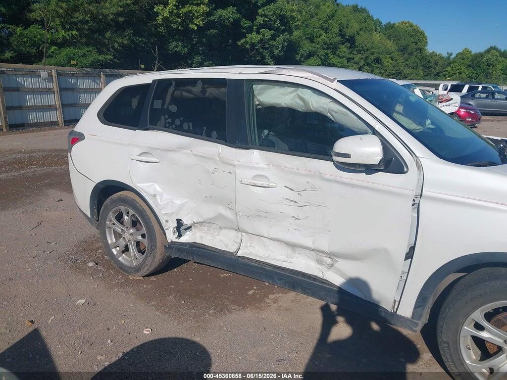 JA4AD3A31FZ005905 2015 MITSUBISHI OUTLANDER photo no. 11