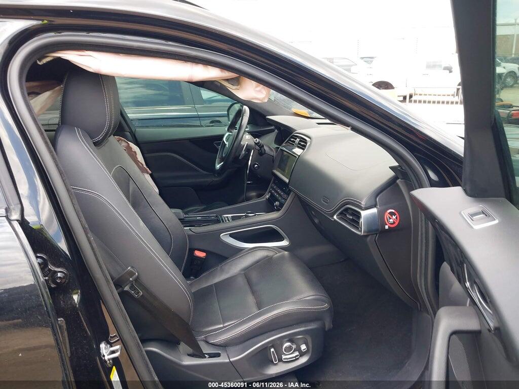 SADCL2GX5KA358554 2019 JAGUAR F-PACE photo no. 5