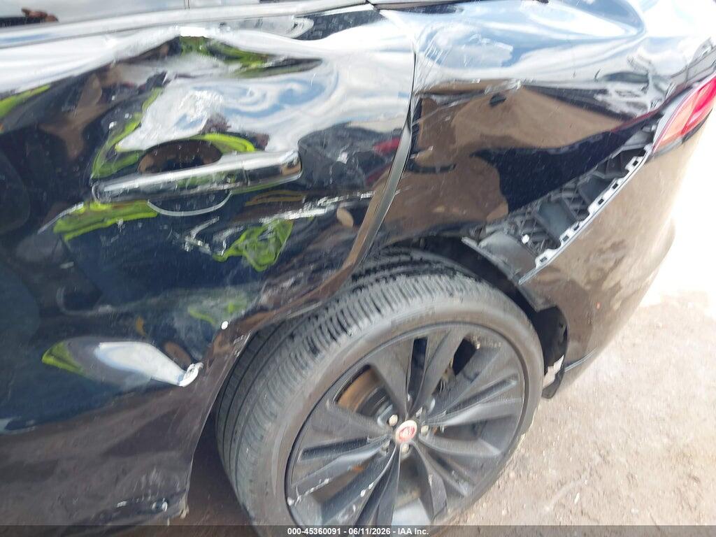 SADCL2GX5KA358554 2019 JAGUAR F-PACE photo no. 6