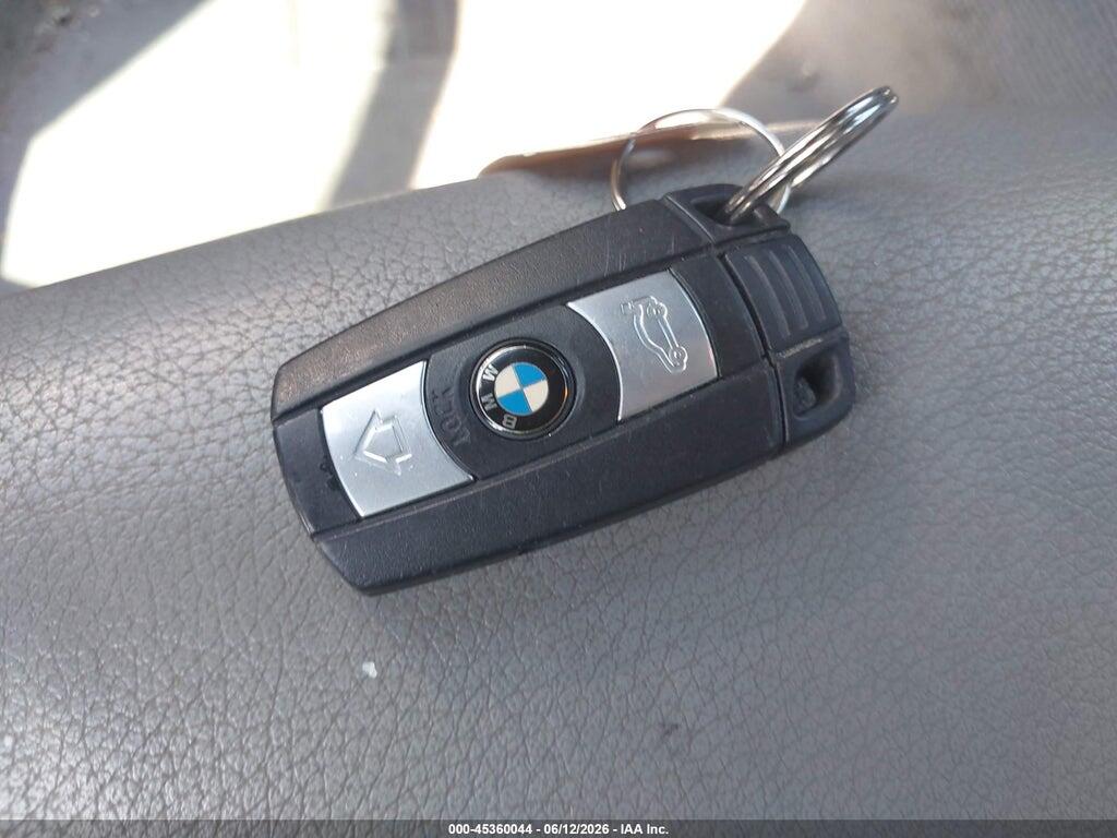 WBAPH77539NM28840 2009 BMW 328I photo no. 11