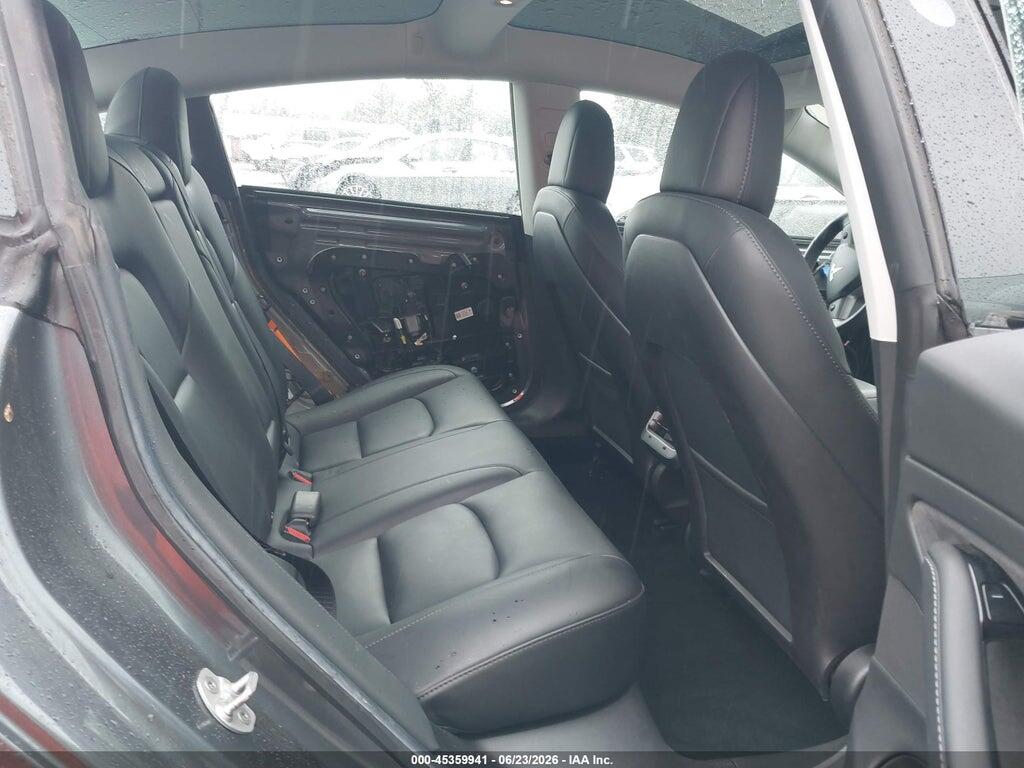 5YJ3E1EB1KF386074 2019 TESLA MODEL 3 photo no. 8