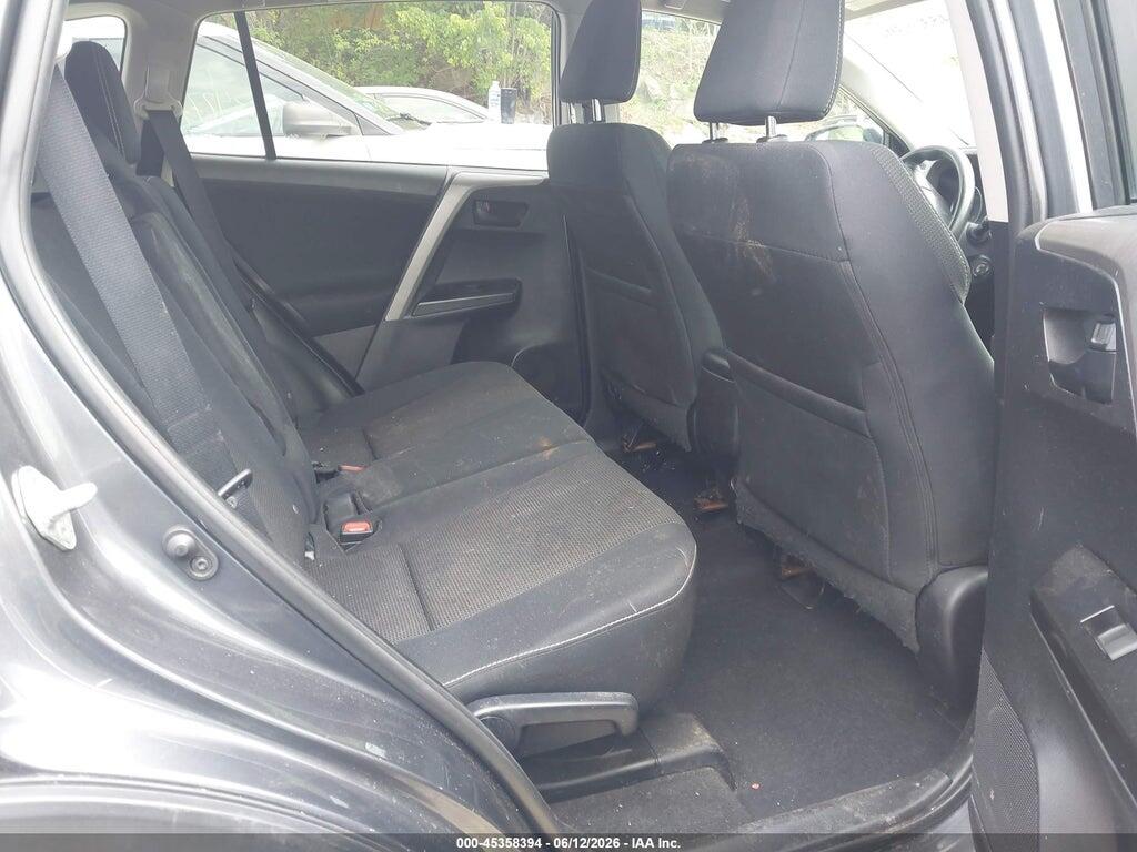 2T3BFREVXJW853910 2018 TOYOTA RAV4 photo no. 8