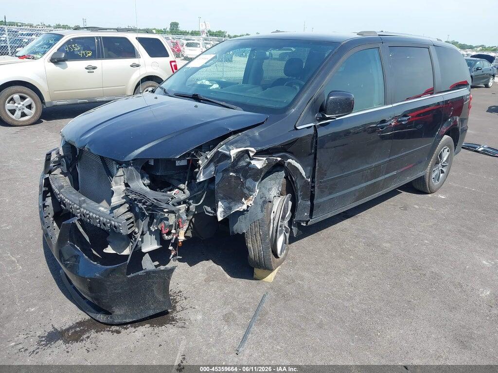 2C4RDGCG7HR847726 2017 DODGE GRAND CARAVAN photo no. 2