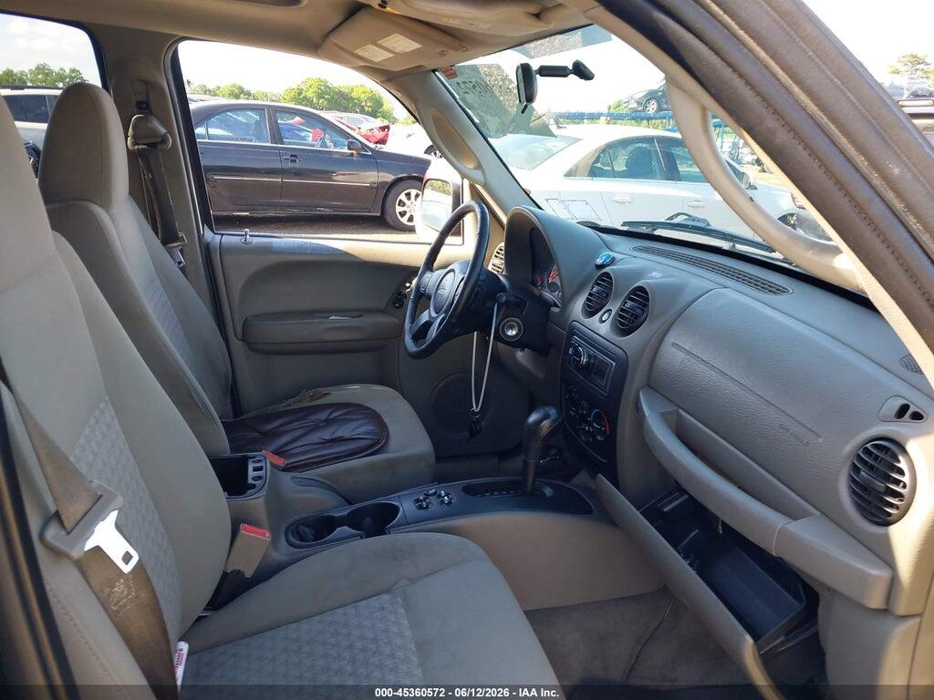 1J4GL48K45W605396 2005 JEEP LIBERTY photo no. 5