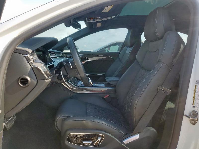 2023 AUDI S8 — Фото 7 из 12