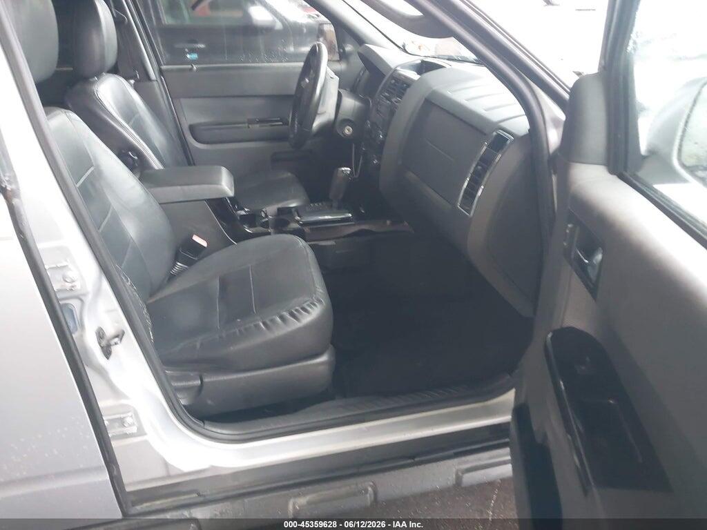 1FMCU0EGXBKC69150 2011 FORD ESCAPE photo no. 5