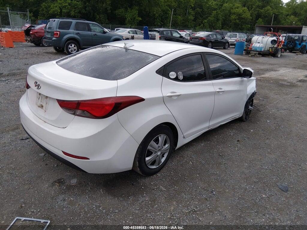5NPDH4AE4GH690439 2016 HYUNDAI ELANTRA photo no. 4