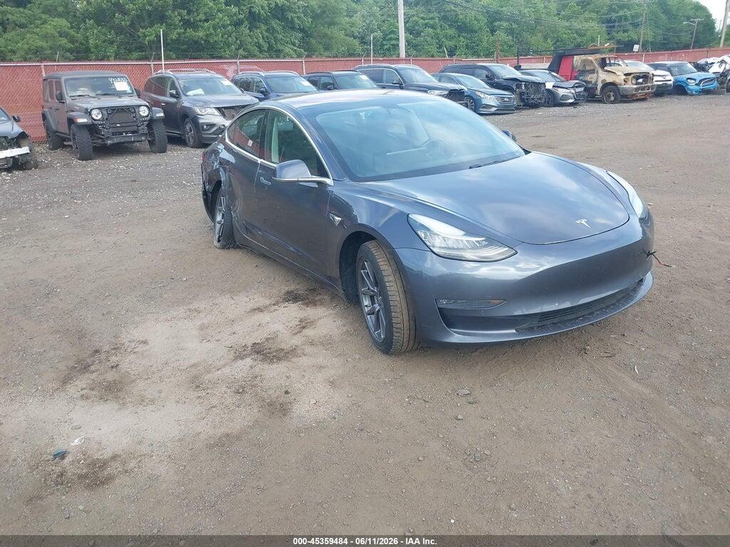 5YJ3E1EA7JF025762 2018 TESLA MODEL 3 photo no. 1
