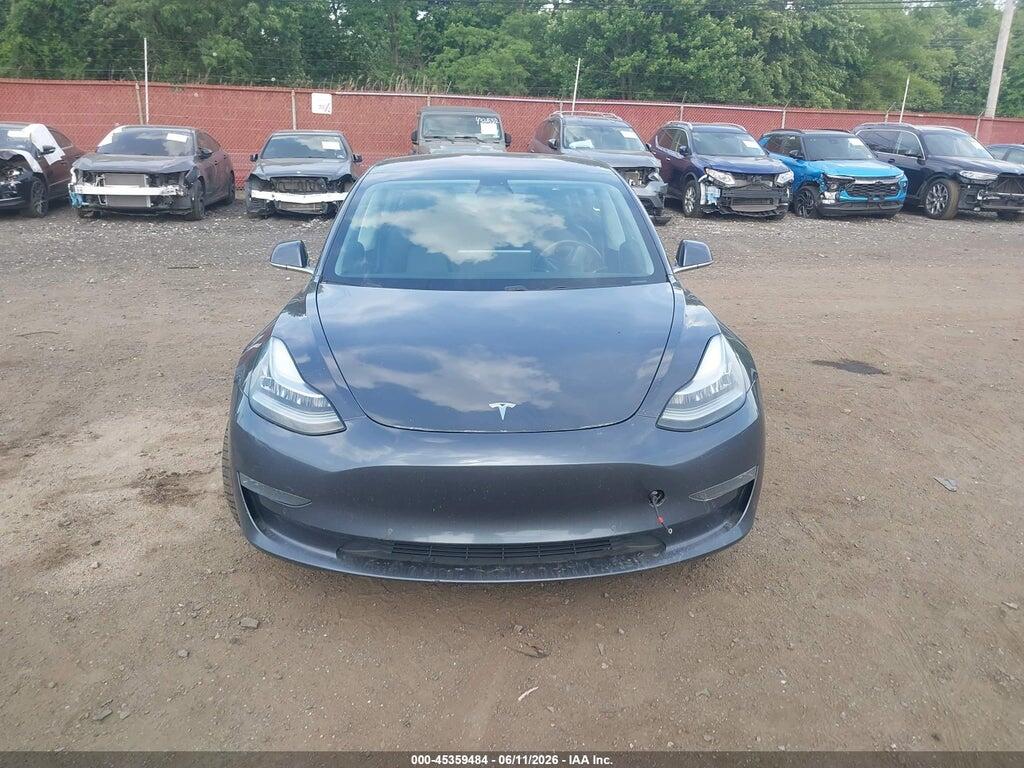 5YJ3E1EA7JF025762 2018 TESLA MODEL 3 photo no. 12