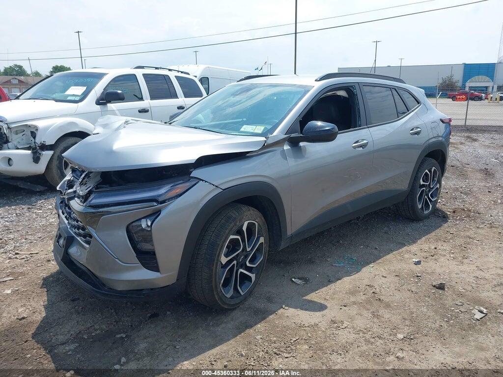 KL77LJEP0SC017607 2025 CHEVROLET TRAX photo no. 2