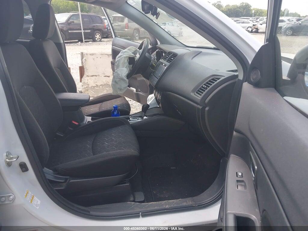 JA4ARUAUXPU004492 2023 MITSUBISHI OUTLANDER SPORT photo no. 5