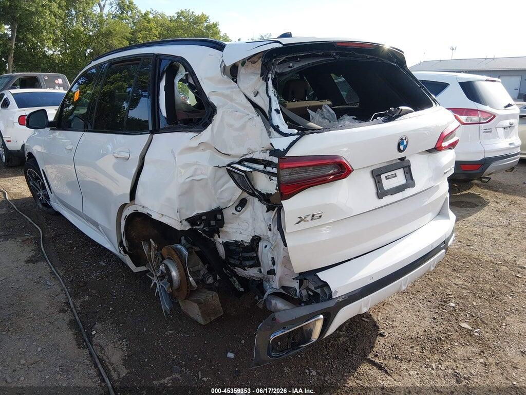 5UXCR6C53KLK85600 2019 BMW X5 photo no. 3
