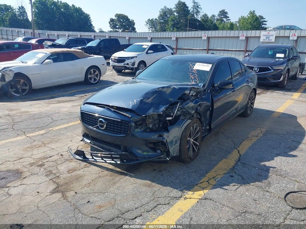 7JRL12FZ3NG153824 2022 VOLVO S60 photo no. 2