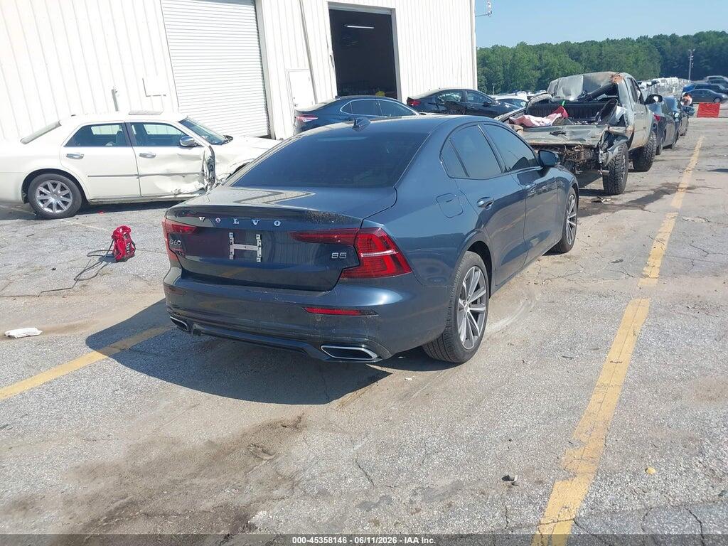 7JRL12FZ3NG153824 2022 VOLVO S60 photo no. 4