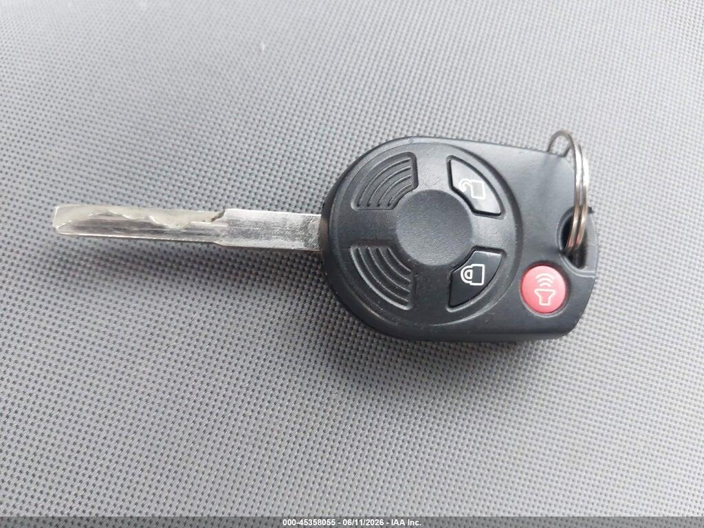 1FMCU0GX7GUA45665 2016 FORD ESCAPE photo no. 11