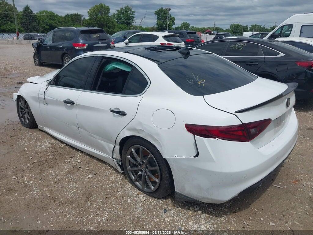 ZARFAEBN8J7563373 2018 ALFA ROMEO GIULIA photo no. 3