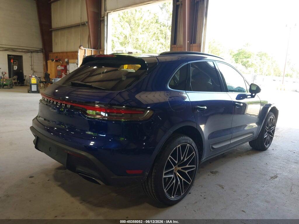WP1AA2A54TLB07190 2026 PORSCHE MACAN photo no. 4