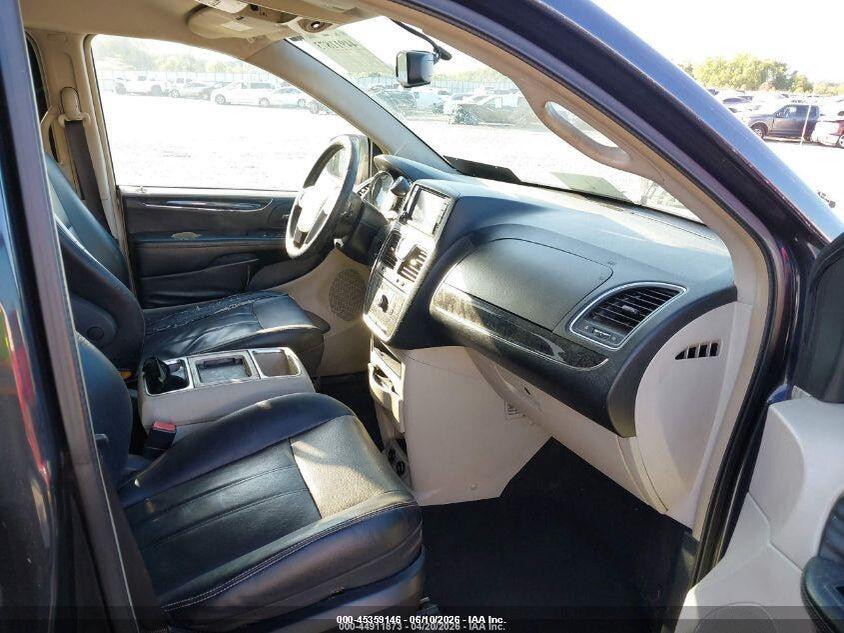2C4RC1BG0ER221528 2014 CHRYSLER TOWN & COUNTRY photo no. 5