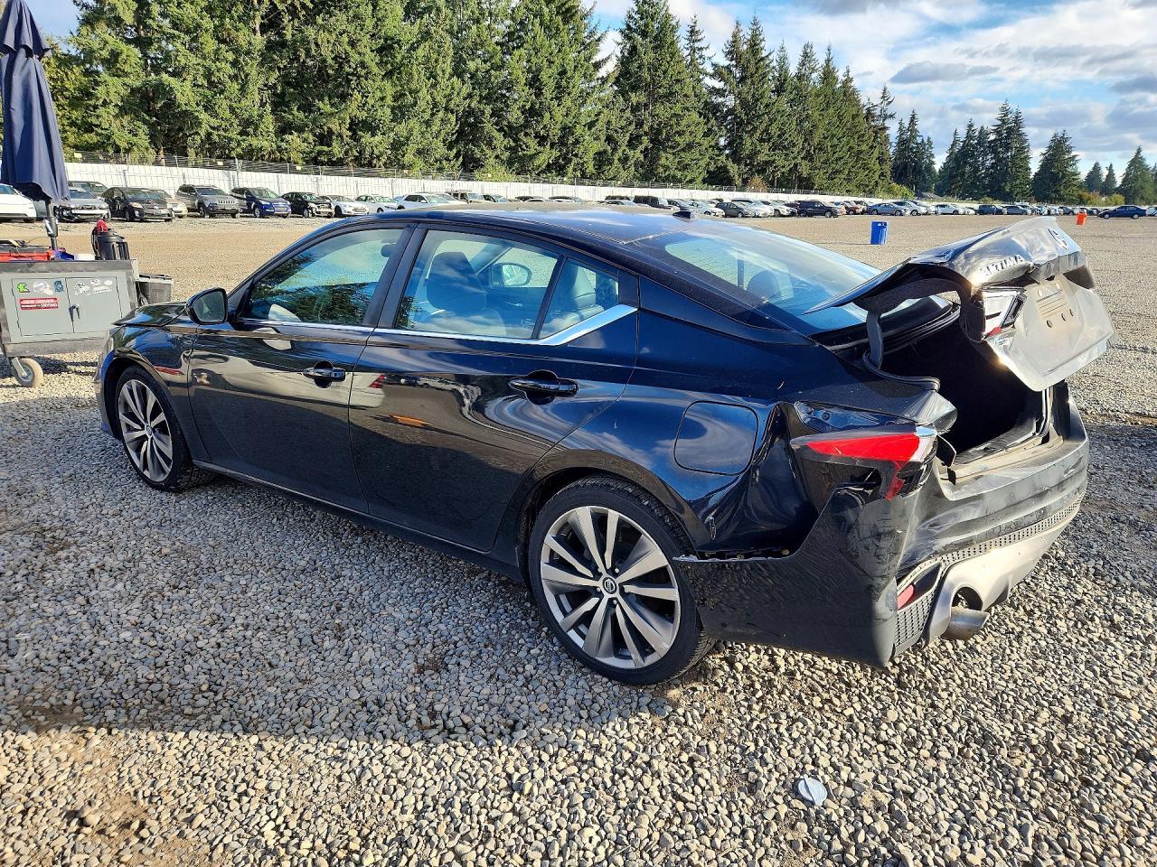 2020 NISSAN ALTIMA SR — Фото 2 из 12
