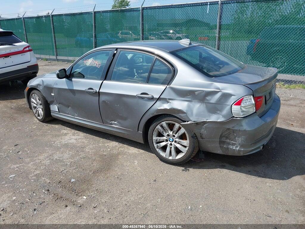 WBAPL33569A406996 2009 BMW 335I photo no. 3