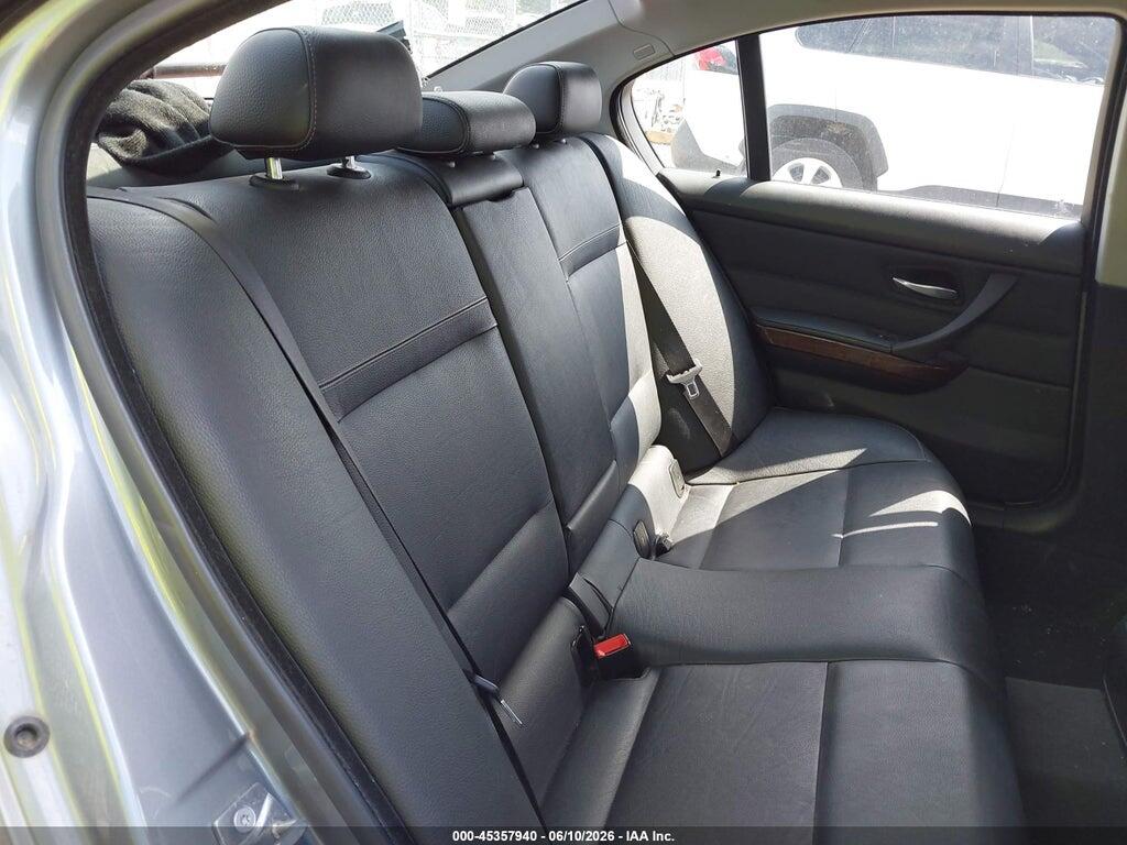 WBAPL33569A406996 2009 BMW 335I photo no. 8