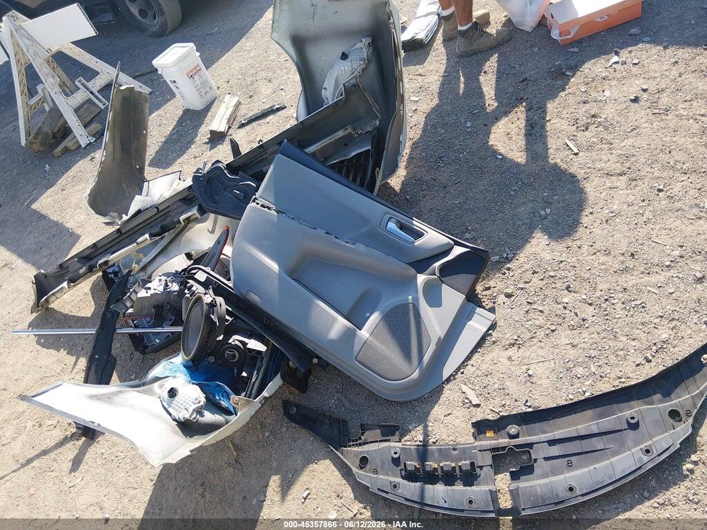 4T1BF1FK6HU665622 2017 TOYOTA CAMRY photo no. 12