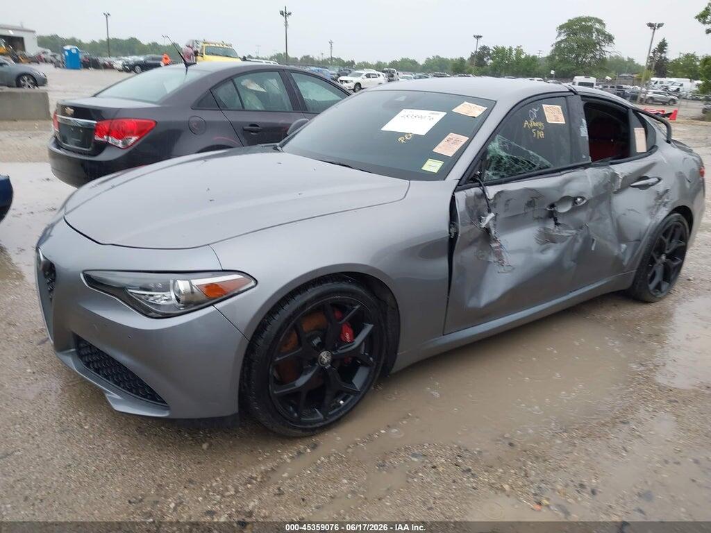 ZARFAMAN8L7634070 2020 ALFA ROMEO GIULIA photo no. 2